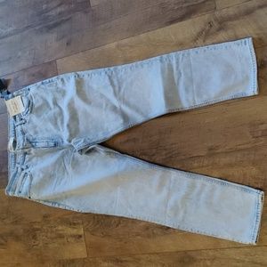 Abercrombie Ultra High Rise 90s Slim Straight